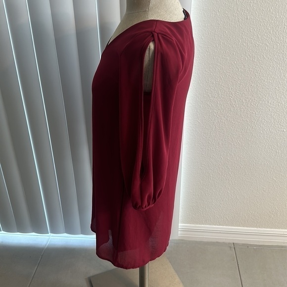 LULUS BURGUNDY V NECK SHIFT DRESS GUC SZ XS CAREER DATE NIGHT WEDDING PARTY - Picture 9 of 12